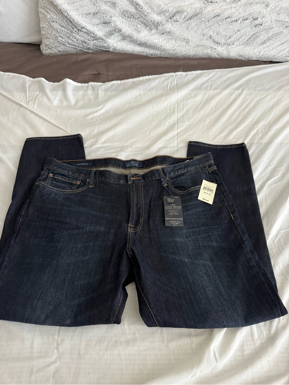 Lucky Brand Men's Dark Blue Straight Jeans